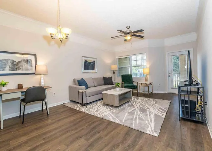 Landing Modern With Amazing Amenities Appartement